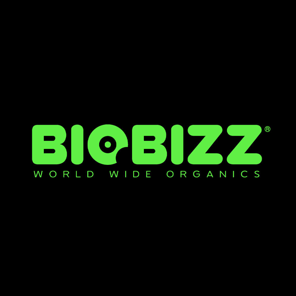 Logo BioBizz, Grüne Schrift auf schwarzem Hintergrund und Text WORLD WIDE ORGANICS